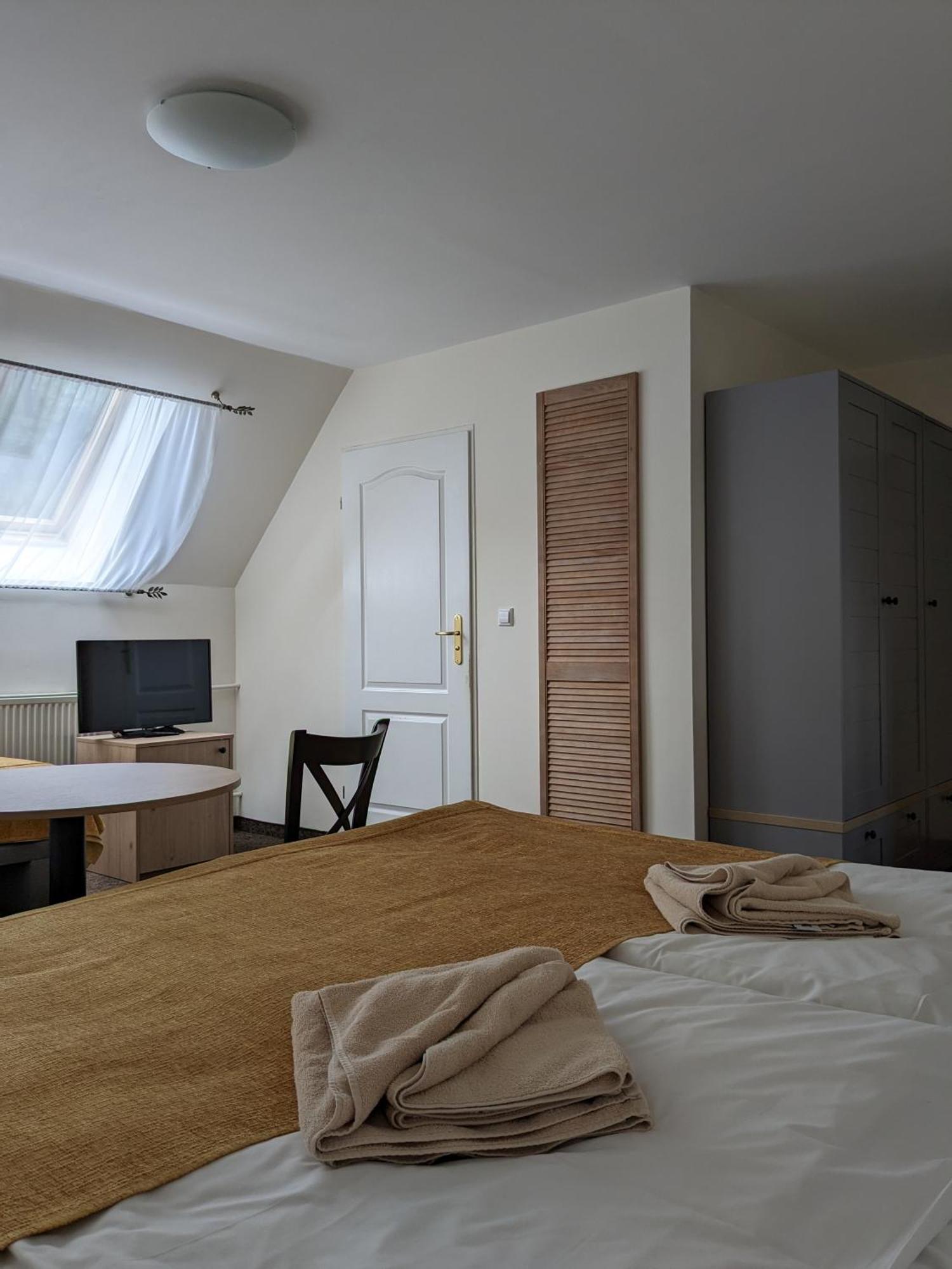 Klinika Mlodosci Medical Spa Świeradów-Zdrój Rum bild