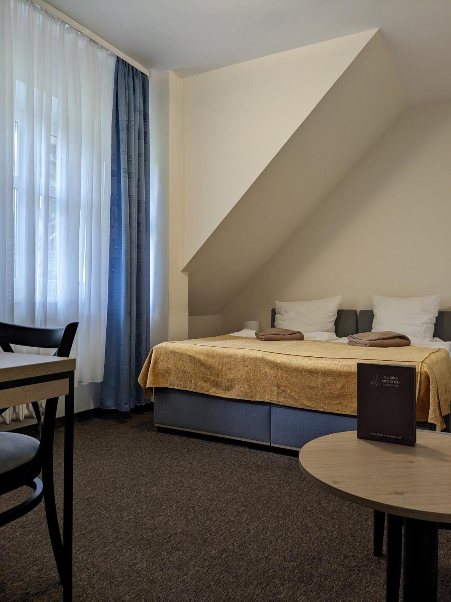 Klinika Mlodosci Medical Spa Świeradów-Zdrój Rum bild